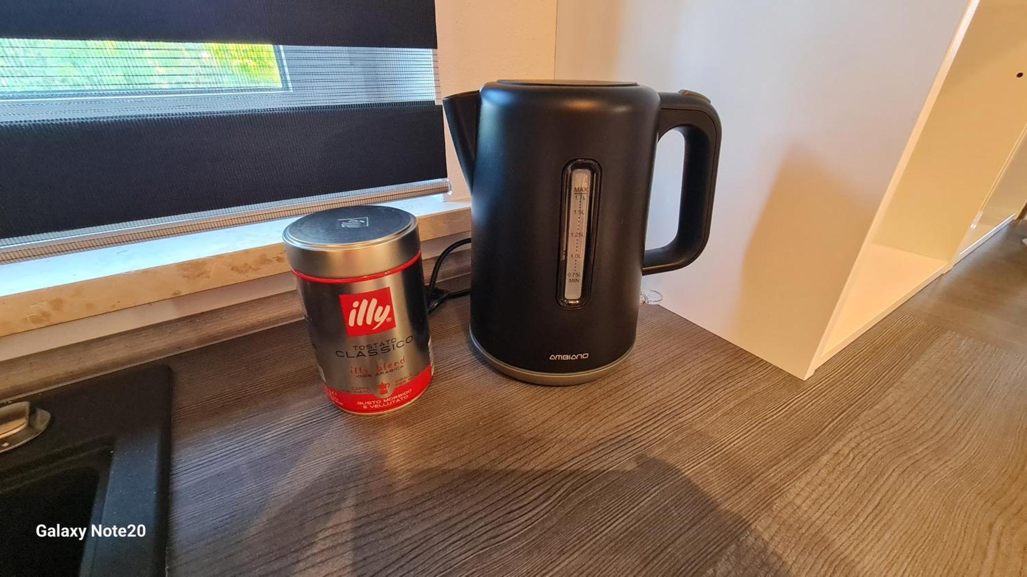 코페르 Hisa Kapis With Hot Tube 아파트 외부 사진